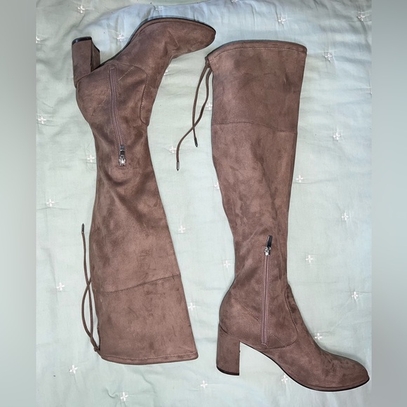 Marc Fisher knee high block heel boot with bow back mushroom color Sz 7.5 - Picture 8 of 16